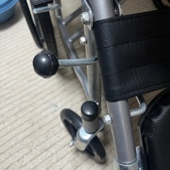 折りたたみ車椅子 の画像