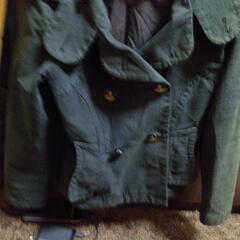 ヴィヴィアン・スプリングコート・スカート取引中の画像