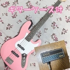 ギター、ヘッドホンアンプ、ケース、3点セット。