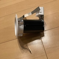 三菱電機 LED照明器具 小径ダウンライト 埋込穴Φ75 白色コーン 遮光15° 昼白色(5000K) EL-DA0/0(1004NM) AHNの画像