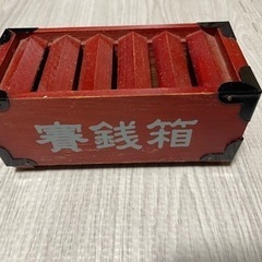 賽銭箱型の貯金箱