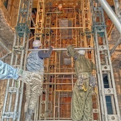 鳶職[土日祝休み] [寮応相談] [未経験者日当14,000円経験者15,000〜23,000円] の画像