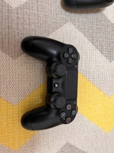 ps4 美品 箱無し 今月中だと1000円引き