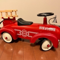 HOOK &LADDER 消防車