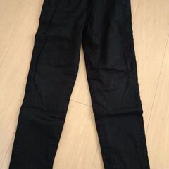 　ユニクロ　ズボン2本　150センチの画像