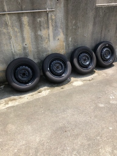 軽タイヤホイール　スペーシア純正タイヤ、ホイールカバー　令和5年新車外し