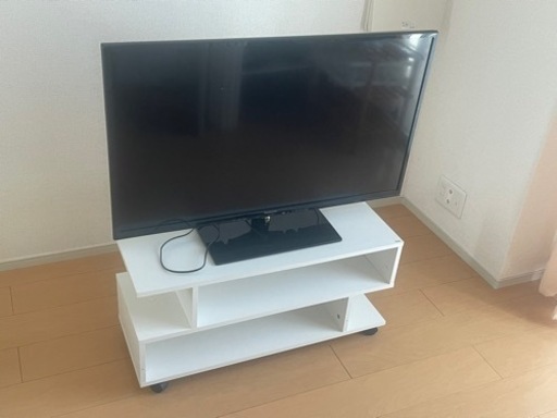 液晶テレビ➕テレビ台セット(ケーブル付き)