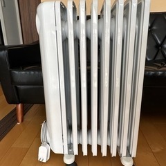delonghiデロンギ　オイルヒーターの画像