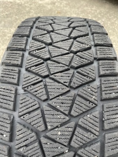 スタッドレス　ブリヂストン　BLIZZAK 225 60 17 DM-V2 2016年