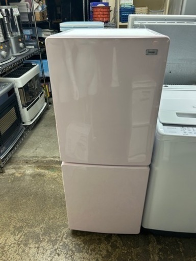 万代店　美品　Haier JR-NF148B ホワイト×ピンク 100Ｌクラス ハイアール