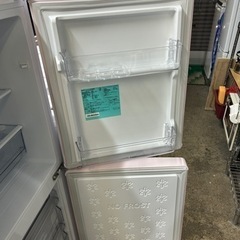 万代店　美品　Haier JR-NF148B ホワイト×ピンク 100Ｌクラス ハイアール 万代店 美品 Haier JR-NF148B ホワイト×ピンク 100Lクラス ハイアール