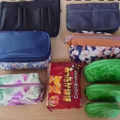バッグ、ポーチ全て引き取っていただける方どうぞ👜の画像