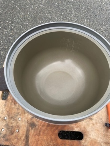 ■中古品 リンナイガス炊飯器 RR-20SF2 LPガス 2017年 430ｘ340ｘ350ｍｍ 動作問題なし■