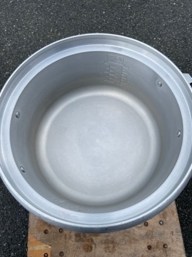 ■中古品 リンナイガス炊飯器 RR-30S2 LPガス 2018年 470ｘ450ｘ450ｍｍ 動作問題なし■