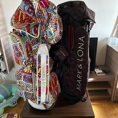 マークアンドロナキャディバック