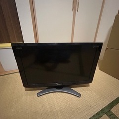 シャープAQUOS 26型　デジタルハイビジョンテレビ　2010年製