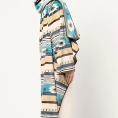 GEOGIES オルデガ　フリースガウン　着る毛布の画像