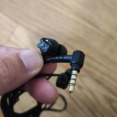 JVC有線イヤホンの画像