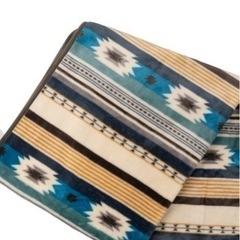 GEOGIES オルデガ　フリースガウン　着る毛布の画像