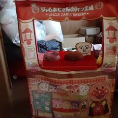 ジャムおじさんのパン工場　