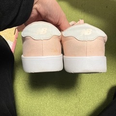 ニューバランス　ピンク　24センチの画像