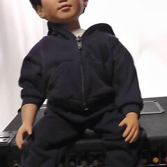 男の子の人形の画像
