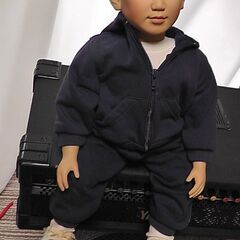 男の子の人形の画像