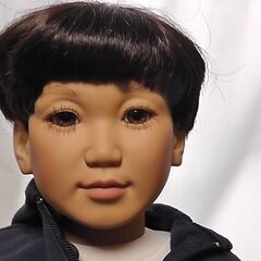 男の子の人形の画像