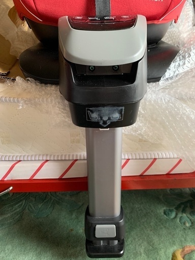 レカロ ゼロワン チャイルドシート