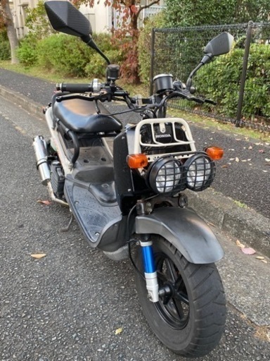ズーマー（ZOOMER）　原付　50CC  キャブ車　人気車種　引き取りもしくはナンバー取得後に自走。配送不可（配送の場合ご自身で手配お願い致します）