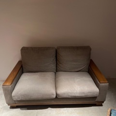 ソファ　定価9万円ほど