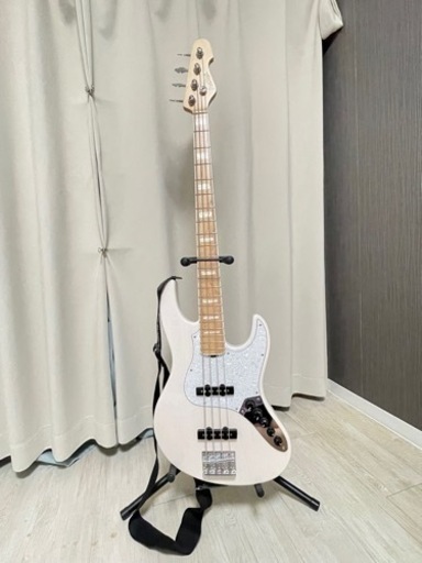 ベース grassRoots