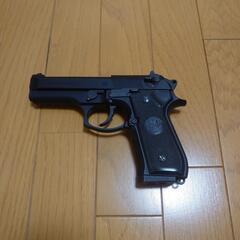 エアガン　COLTPYTHON357マグナム　H&K MP5　ベレッタM92の画像