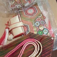 成人式などの振袖（総絞り）着物〜七五三など子供用着物などの画像