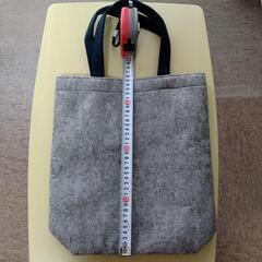 アリエル マグカップ と ミッキーマウス フェルトトートバッグの画像