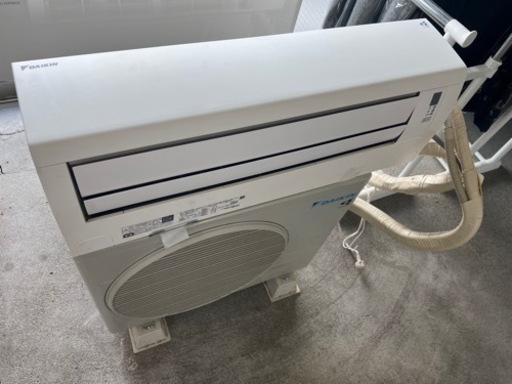 DAIKIN ルームエアコン　AN22YCSK-W 2021年製