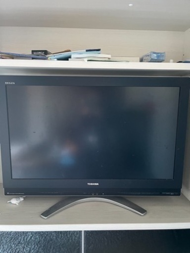 東芝　液晶カラーテレビ　37インチ