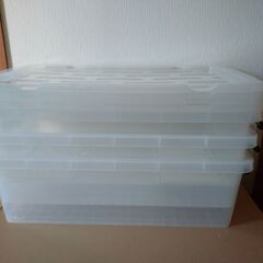 値下げ！　衣装ケース　プラスチック　３個の画像