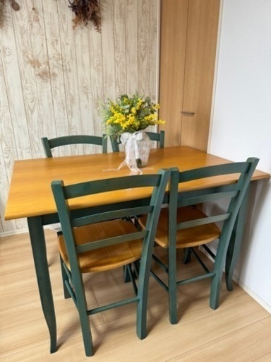 [現在値下げ中✨] ダイニング テーブル×イス4脚(北欧風デザイン✨)