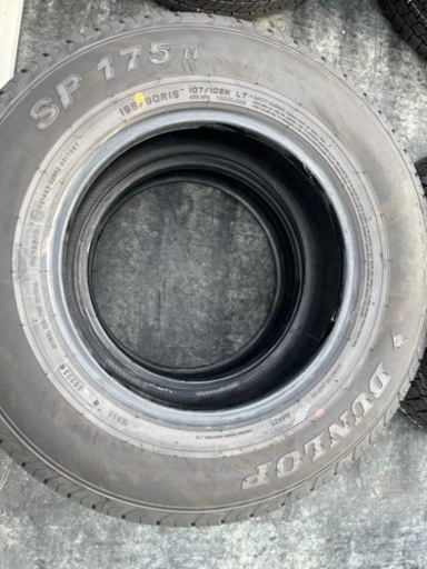【確約】DUNLOP SP175N ノーマルタイヤ　195/80R15