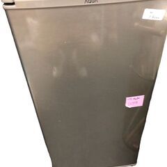 ☆中古￥8,000！AQUA　75㍑2ドア冷蔵庫　家電　2021年製　AQR-8K(S)型　幅43㎝ｘ奥行46㎝ｘ高さ83㎝　【BK121】
