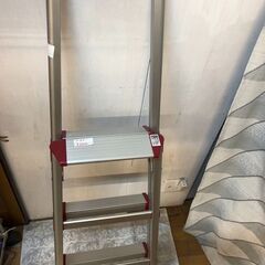 ☆中古￥2,000！梯子　家具　【BK123】