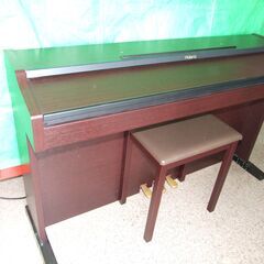 【紋別市発】電子ピアノ　８８鍵盤　MP101D-MH　 Roland　ローランド　自動演奏付き　作動確認　2006年製　個人使用品　譜面台欠品　足修理あり　椅子付き　引取限定　市内配達可の画像