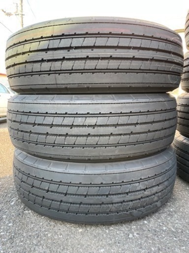 美品✴︎ブリヂストン✴︎R173 ラヂアル215/70R17.5 7本 トラック