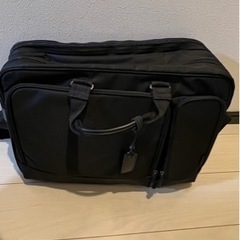 大型ビジネス向けショルダーバッグ