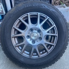 205/65R15スタッドレスタイヤ  ダンロップ WINTERMAXX