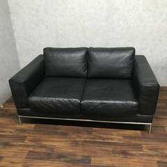 WY8/97 ラブソファ 二人掛けソファ 黒 ブラック 2P 黒 レザー カウチ