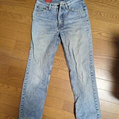 メンズのデニム2本Levi's他