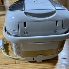 炊飯器 象印 3合まで アルコール消毒済の画像