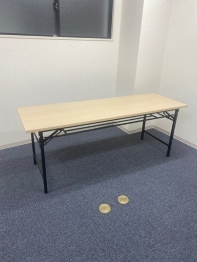 2つあります！オフィス用長テーブル